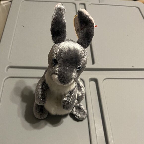 Ty Beanie Baby - "Hopper" the rabbit - Picture 1 of 4